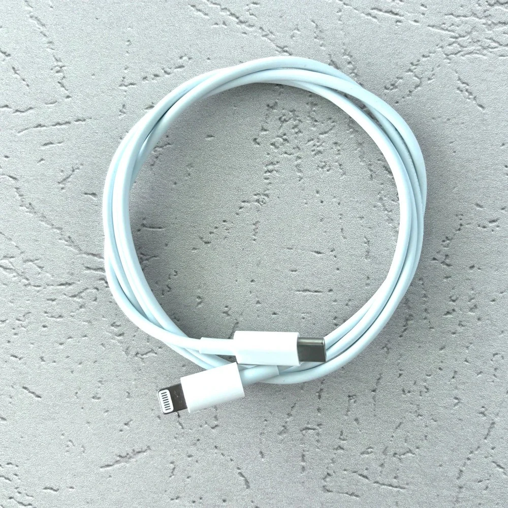 Apple Lightning to USB-C Cable - 1m - White